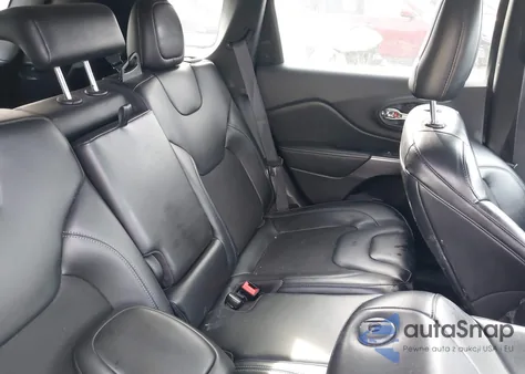 2021 Jeep Cherokee Latitude Plus 4X4 z USA, uszkodzony, nr VIN 1C4PJMLB4MD115621